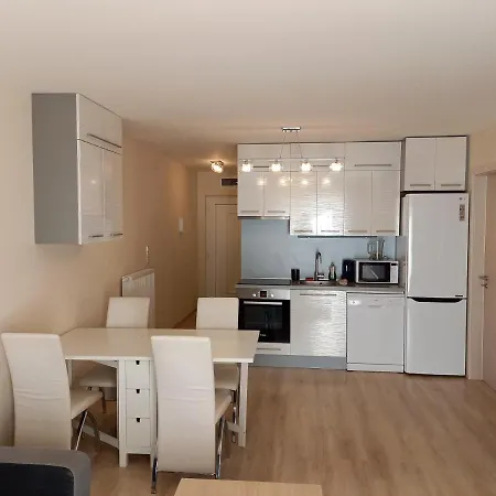 Laguna 4. Apartment *